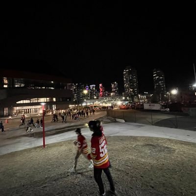 RykerGiven8292's profile picture. jr cougars 🏈 Alberta 📍5,7 130 half back and corner I’m 14