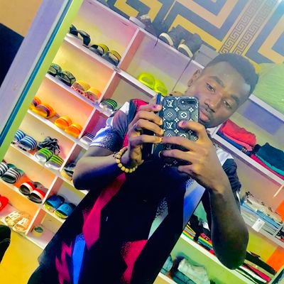 Onojadavid360's profile picture. Engineer_ATBU
_bassist.......
Am black superman 💥