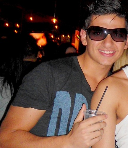 Falo no seu nome toda hora , ja virou rotina é sempre assim(8)..

http://t.co/ono8FoFvGc