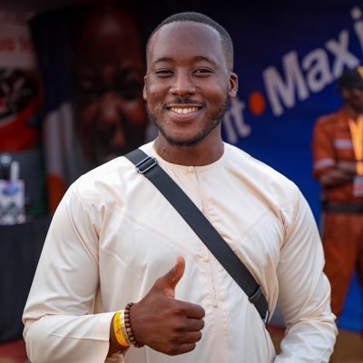 wara_yb's profile picture. Happy Entrepreneur