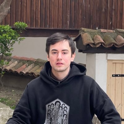 building cybersecurity product @deepengine_app / into digital design, sales, growth / 0 level 🧗