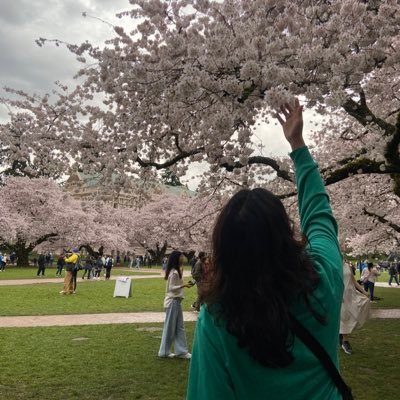 anushrye's profile picture. im not real