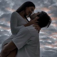 date (@aesthcouplee) 's Twitter Profile