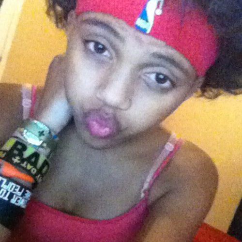 F_ckEverybody's profile picture. Aint Got Time To Talk Just HI nd BYE .  .  . Bitch :)) !