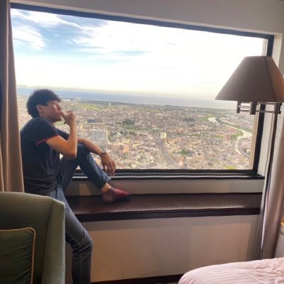 kou_ura11's profile picture. 23 / 174cm / 東京 / 優しくてS / 不動産系のお仕事 / 筋トレ頑張る