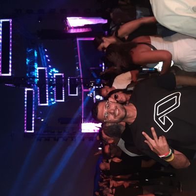 UpNLift's profile picture. Alien Head Losing Mind #Mental_Error #️⃣💊👽😈
#Trance ‎‎‎#Techno 🎶ॐ࿊