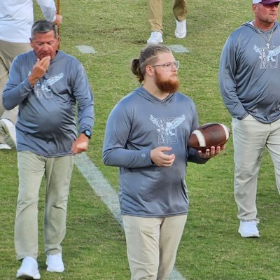 OL Coach @niceville_fb