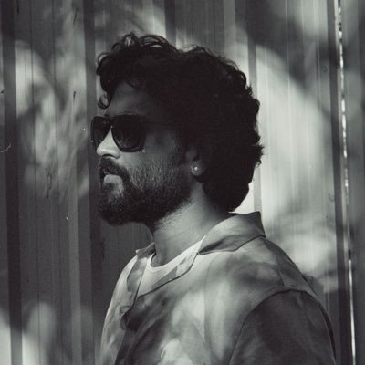 Proud Indian. Son. Dad. Selective Extrovert. Cinema fan. Actor. Arachnophobic. Amateur photographer. #Chandran #Chandramouli #cm