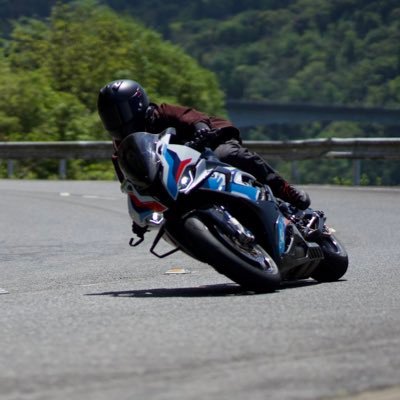 shun_kct's profile picture. ご飯とアニメ ときどきバイク 30歳