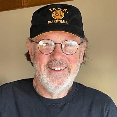 San Francisco Giants fan, retired little league coach, Chief Idea Officer and movie critic.  Follow my reviews @mrmoviedsm