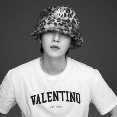 yoonginista82 Profile Picture