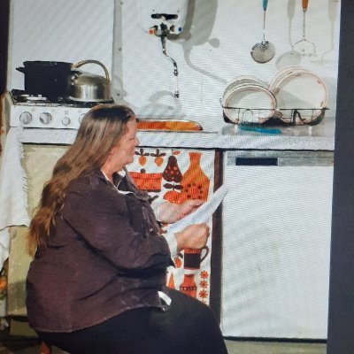 ZZwa98807's profile picture. zins 20'00 begonikmethet theaterWresinskicultuurmet het stuk mariamoederaltijddurendebijstand inmiddels 5verschilende stukkengespeelt en7005keerop podiumgestaan