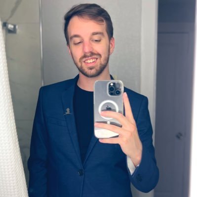 30 / He/Him / 🐱 Dad / Graphic Designer + Editor - Open for comms & hire / @AgentInk Partner: https://t.co/XWTgBM7kuB / Business: nunnskees@gmail.com
