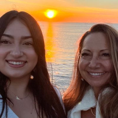 NellyMelian's profile picture. 