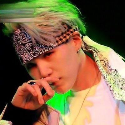 #SUGA : Love yourself, love myself, peace. | main - @SU6AMIN š„