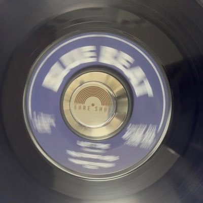 UrayI5's profile picture. ジャマイカ独立記念日と同じ8月6日生まれ！裏打ち中毒発症中！