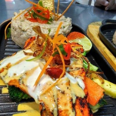 OmarFar20806965's profile picture. ♥️