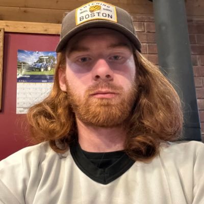 Warkworth - PTBO 🇨🇦 Fmr. House hockey player🏒and like to listen to hard rock and metal music follow @bearlocks1 for #NHLBruins and @ptbolakerslax🥍updates