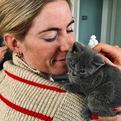 cyclistsandcats's profile picture. 