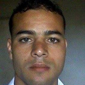 يتعافى المرء بالأشياء المبهرة. النجاح و السيرورة الصفاء و العطاء...