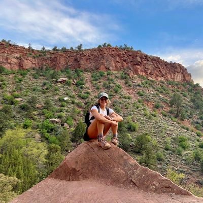jeeezloouise Profile Picture