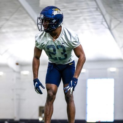 University of Toledo | c/o '26 | 6’1 185 lbs | Football #23: S | 40yd: 4.44, Wing Span: 75' | T&F: LJ: 24-1.5, 200M: 21.77 | NCAA ID: 2012982296