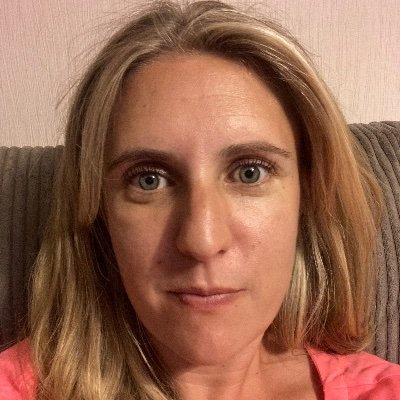 DebbieBayes Profile Picture