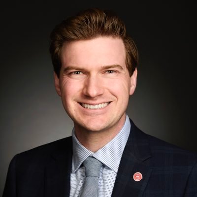 Christ-Bearer. Canadian. Constitutionalist. Lawyer @SV_LawFirm. Adjunct @RedeemerUniv. Senior Fellow @cardusca. Advisor @RunnymedeSoc. Words @TheHubCanada.