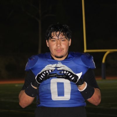 C/o 2024 | San Diego Highschool (CA) | LB/Edge I 6'1 | 215 | GPA: 3.2 |