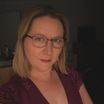 Lisajfarr77's profile picture. Mum of 2 👩🏻‍🤝‍👨🏼 Loves Cricket, chocolate, 90s Club Classics and Chris Hemsworth