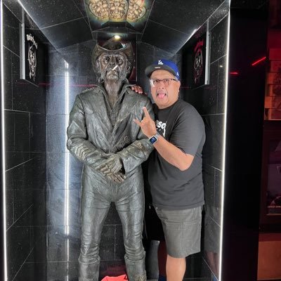 CasadeMusicaTX's profile picture. Austin via LA/El Paso. Dodgers-Opinions are my own. EX- Long CenterKUTX/Cactus Cafe, Warner Bros Records, Universal Music Group.