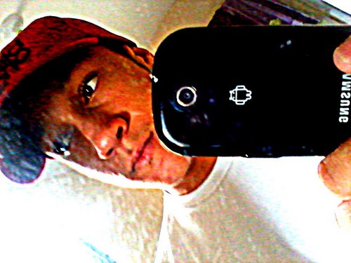 .sou o que voce pensa ,sou da maneira que,voce pensa,sou bonito se voce acha ,sou inteligente,se voce acredita que sou.....resumindo voce que sbe como sou....