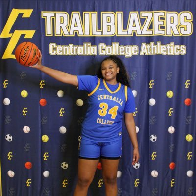 Twin baller | 5’9 guard / small forward | Centralia College wbb Mayabar302@gmail.com     / Hudl: Maya Barnett