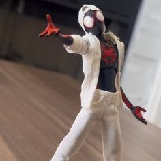 M4NLIKEMILES's profile picture. 