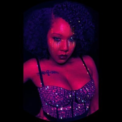 1Nycewitit's profile picture. 𝐴 𝑃𝑜𝑒𝑡’𝑠 𝐵𝑙𝑢𝑒𝑠 🎙 𝑆𝑝𝑜𝑘𝑒𝑛 𝑊𝑜𝑟𝑑 𝑅𝑒𝑐𝑜𝑟𝑑𝑖𝑛𝑔 𝐴𝑟𝑡𝑖𝑠𝑡 𝐴𝑢𝑡ℎ𝑜𝑟 | 𝑆𝑜𝑛𝑔𝑤𝑟𝑖𝑡𝑒𝑟