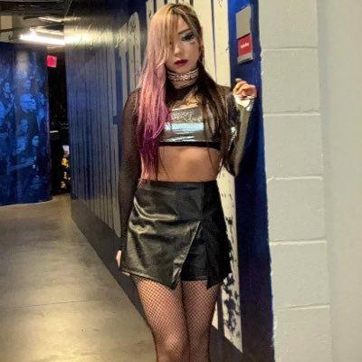 My Wrestling Acct! PLEASE FOLLOW MY MAIN ACCOUNT @SensesPunk as Kairi Sane follows my Main Acct and you should too! I 💕 Kairi Sane & Candice LeRae!