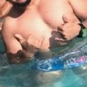 SafadoMS2's profile picture. Um cara discreto que curte aproveitar uma boa putaria entre machos. Tenho local no centro. Tiver afim, dm tá liberada.