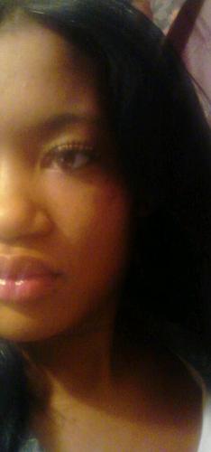 SkinniWitPlenti's profile picture. welcome to DeSHUNDRA'S world;the girl yur nigga dream about...