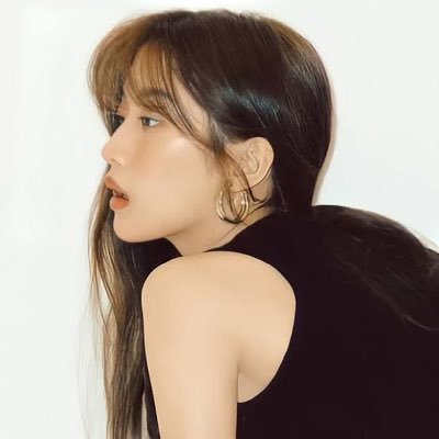 Principal fonte de informações sobre a atriz e modelo alemã-sul-coreana Mun Ka-Young, também conhecida como Moon Ga Young (#문가영) — FAN ACCUNT!