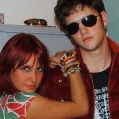 • Dulce Maria y Christopher Uckermann 🌕  Gran luna Iluminanos.
Fan account •