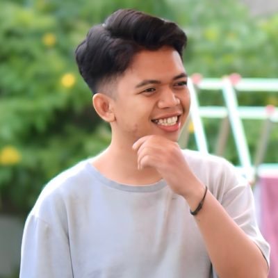 omnrhmn's profile picture. ORDINARY PEOPLE.