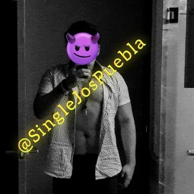 Hola, soy José Single de Puebla de regreso al medio
24 años 
1.70+ m
Disponible para parejas, chicas solas
Trío HMH MHM
DM abierto a propuestas!