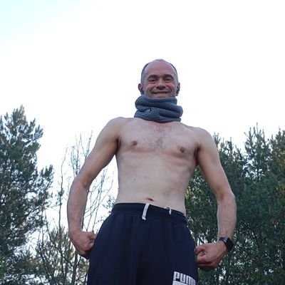 Займаюсь спортом, бігаю