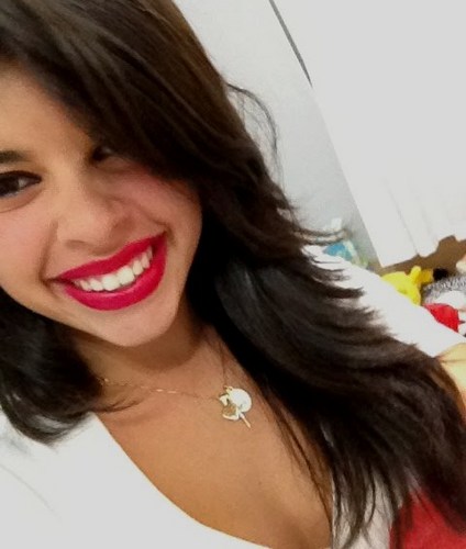 Numa moldura clara e simples sou aquilo que se vê.