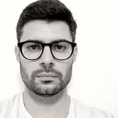portuguese designer based in london. head of design at @gravitysketch. previously at @nothing & @samsung. web: https://t.co/mUCupT5Hbc