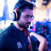 Reteny (@retenylol) 's Twitter Profile
