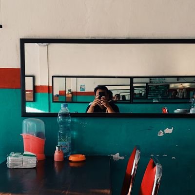 richodea_'s profile picture. i'm a human being.