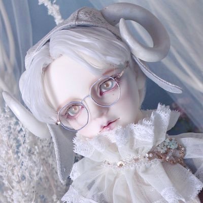 8号室-aki(明) ◆ドールやドール服制作など #Room8closet ◆Shop https://t.co/BalFJmvP4T ◆News https://t.co/WAuiHNrsqH…