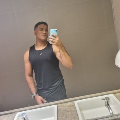 LuiZ__Edu's profile picture. Pra reclamar falar da vida e tals /

Alvirrubro 🐭🔴⚪