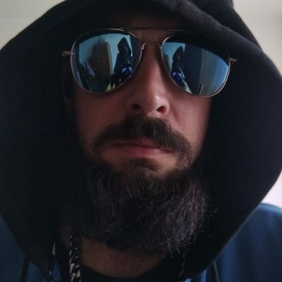 Majtchl's profile picture. 